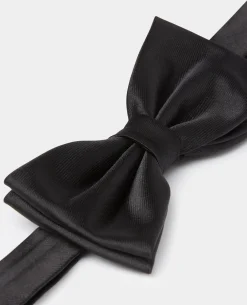Black Plain Design Bow Tie