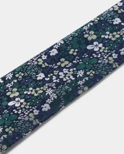 Ditsy Floral Print Tie
