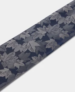 Leaf Cluster Print Tie